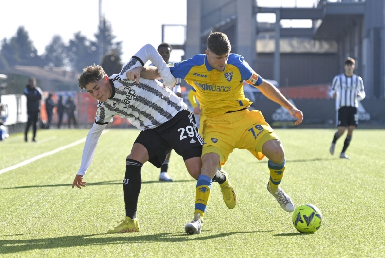 SPETTACOLO FROSINONE A ‘CASA REALE’, BATTUTA LA JUVE 3-1