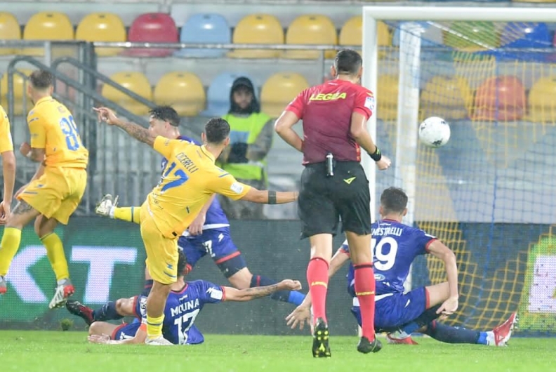 FROSINONE-CROTONE 2-1, IL TABELLINO