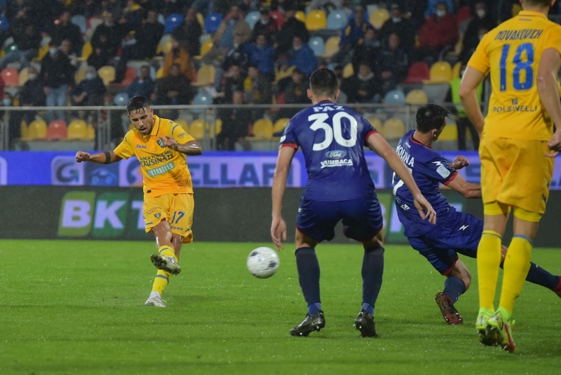 CICERELLI: “HO FATTO GOL E MI SONO RITROVATO SOTTO UNA MONTAGNA DI GIOIA”