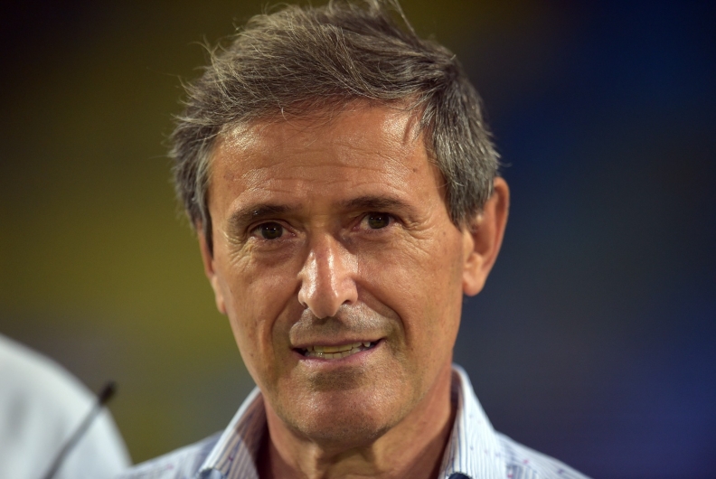 GLI APPLAUSI DEL FROSINONE A RANIERO PELLEGRINI