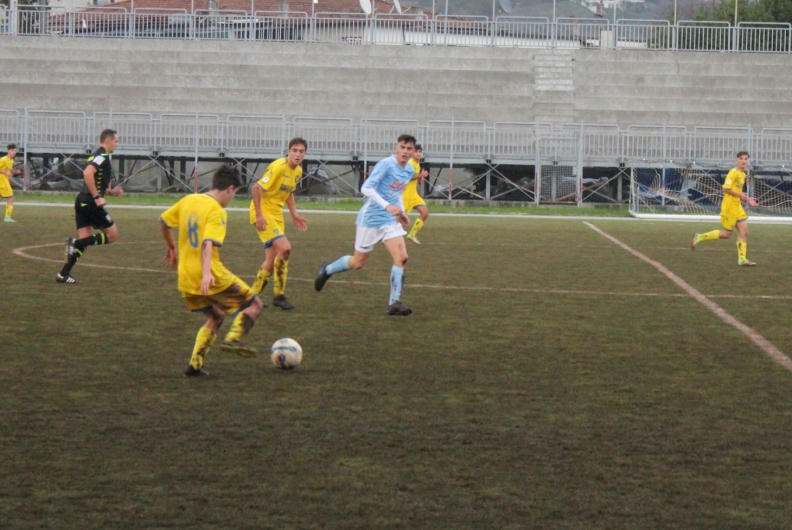 UNDER 17, DOPPIO MEZSARGS E VERTICE DELLA CLASSIFICA.